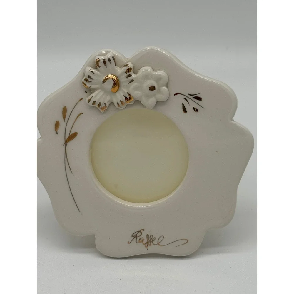 Vintage 70s Italian Porcelain Scalloped Picture Frame Signed Raffel Gold Trim